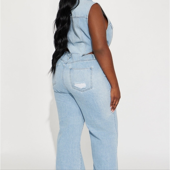 Jean jumpsuit - Picture 2 of 7
